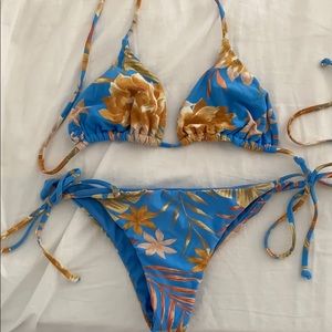 Billabong bikini set